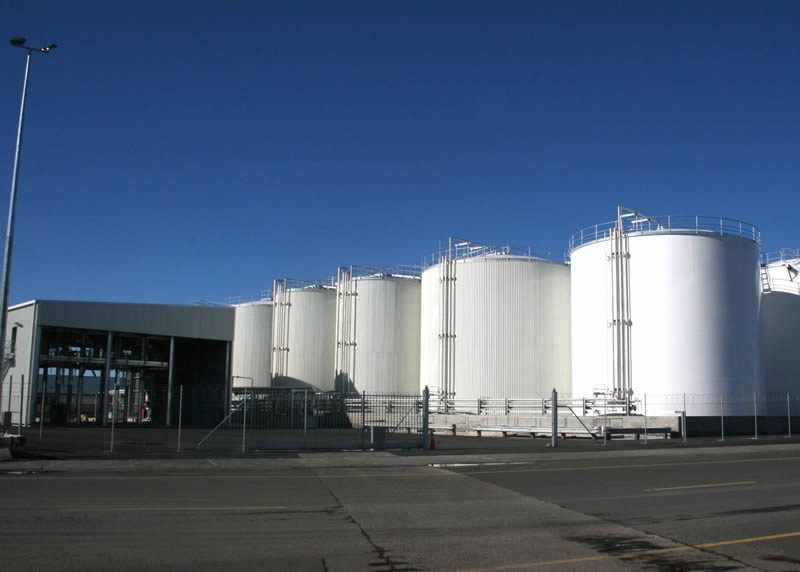 storage tanks 9